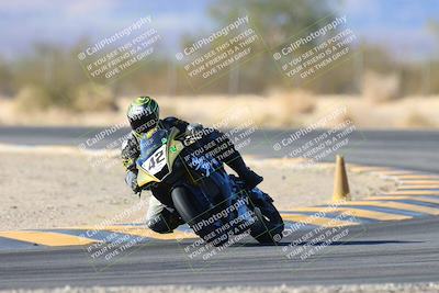 media/Jan-10-2025-CVMA Friday Practice (Fri) [[489e0da257]]/Group 4 and Trackday/Session 5 (Turn 7)/